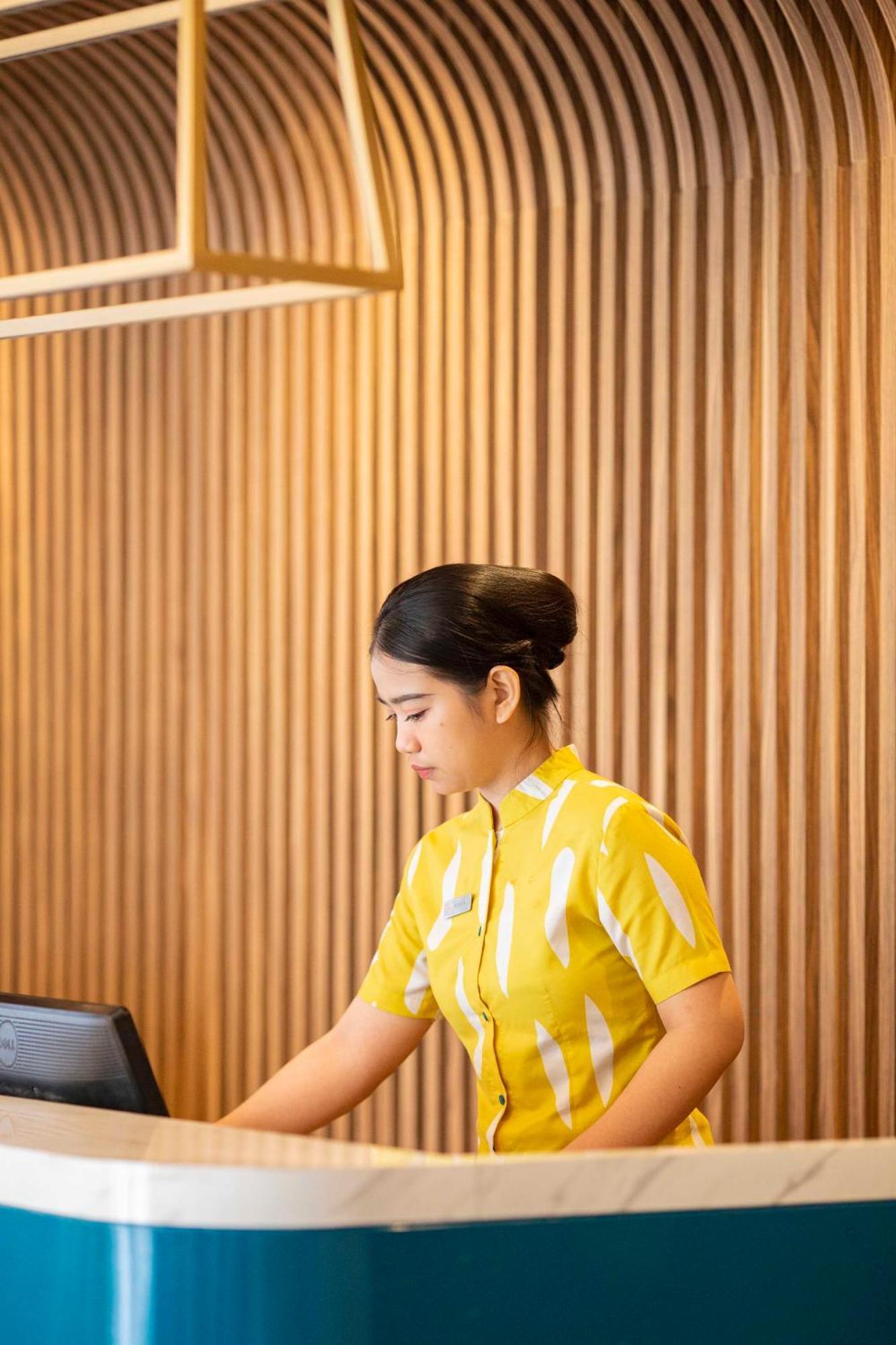 1O1 Urban Jakarta Kelapa Gading Exterior photo